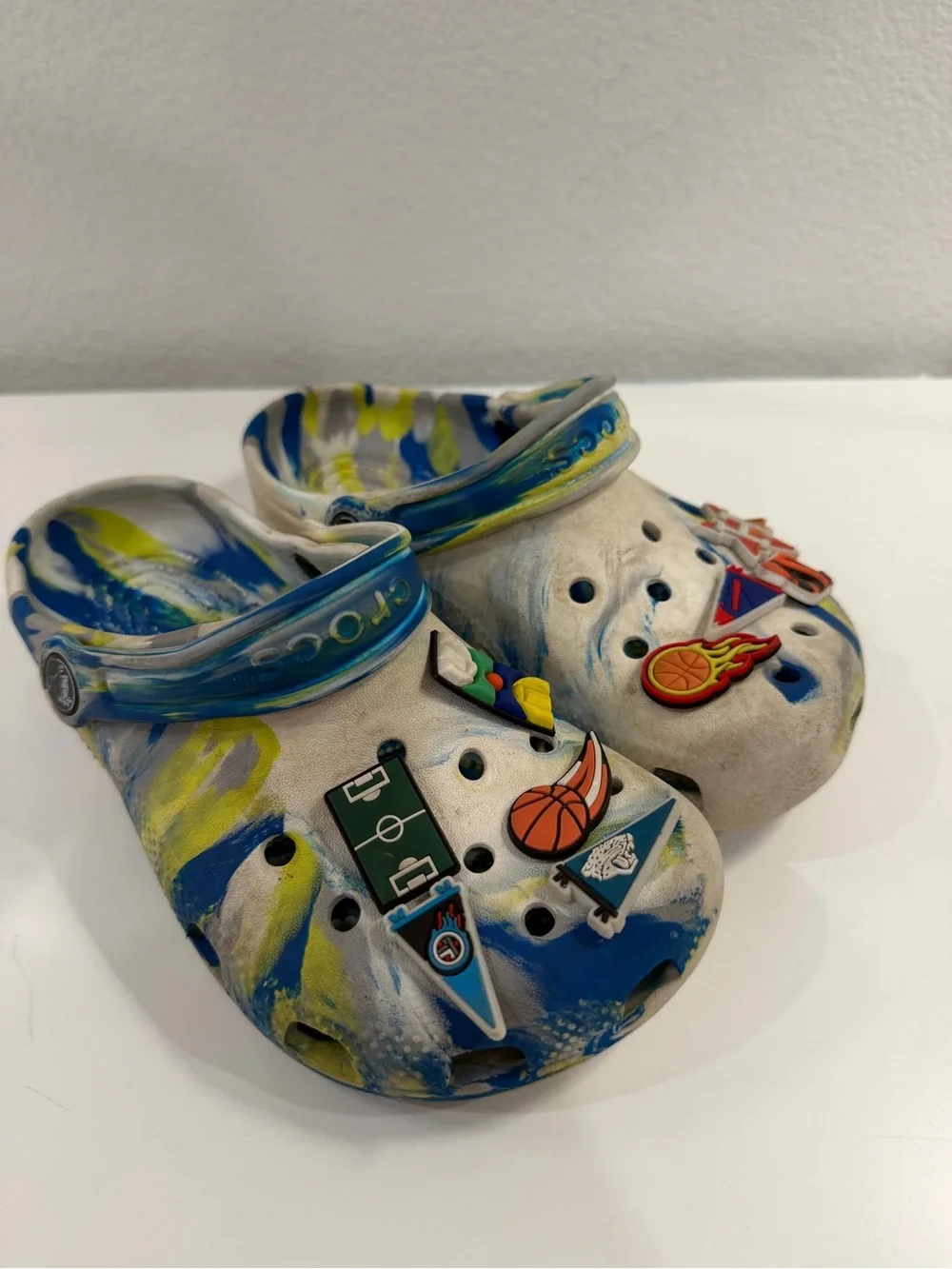 CROCS Kids Tie-Dye Blue & Yellow Clog with Sports Jibbitz